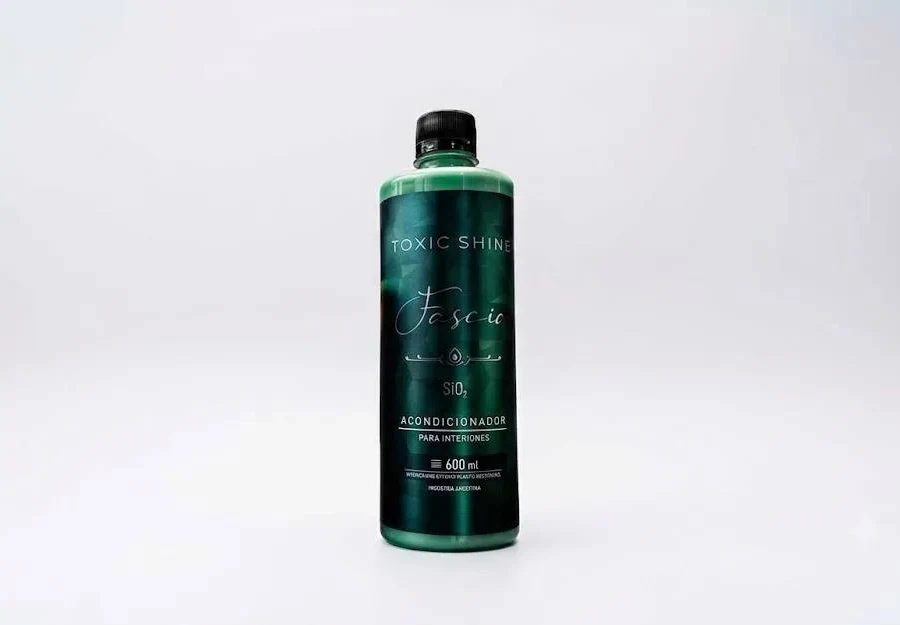 Toxic shine - Fascia